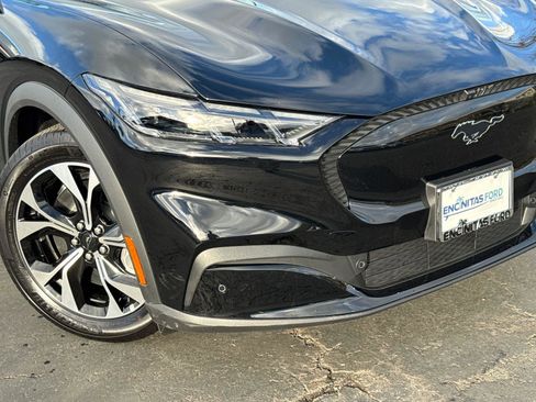 Certified 2025 Ford Mustang Mach-E Select image 3