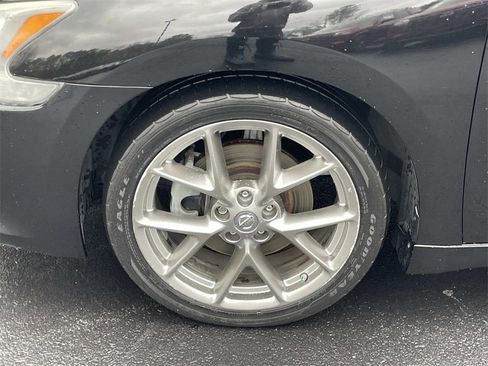 Used 2010 Nissan Maxima 3.5 SV w/ Sport Pkg image 12