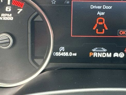 Used 2019 Ford F150 Raptor w/ Equipment Group 802A Luxury image 3