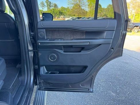 Used 2019 Ford Expedition Limited w/ Special Edition Package image 12