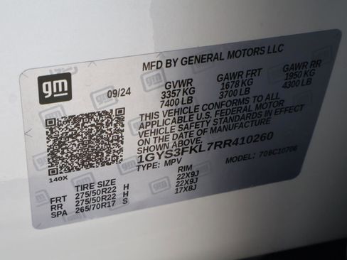 Used 2024 Cadillac Escalade Sport w/ LPO, ONYX Package RWD image 32