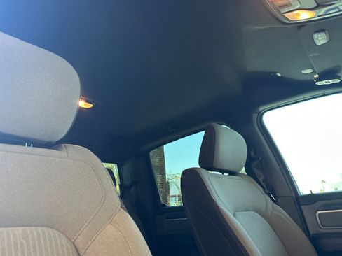 Used 2021 RAM 1500 Big Horn AWD/4WD image 17