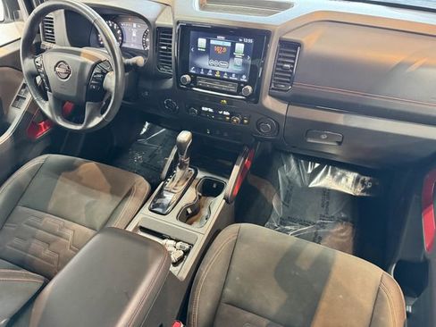 Used 2023 Nissan Frontier PRO-4X w/ Technology Package image 42