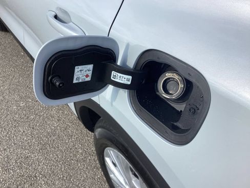 Used 2026 Ford Escape Active FWD image 18