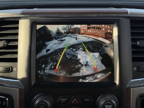 Used 2016 RAM 1500 Laramie w/ Convenience Group image 24