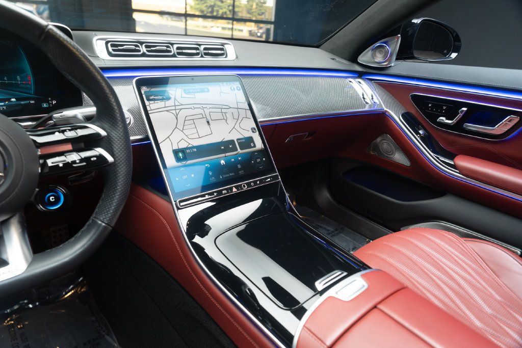 Used 2025 Mercedes-Benz S 63 AMG S image 33