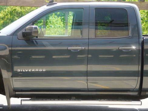 Used 2017 Chevrolet Silverado 1500 LT w/ All Star Edition AWD/4WD image 27