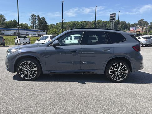 Used 2025 BMW X1 xDrive28i w/ Premium Package AWD/4WD image 2