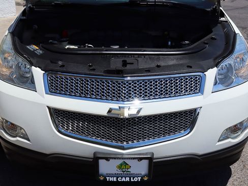 Used 2012 Chevrolet Traverse LT FWD image 53