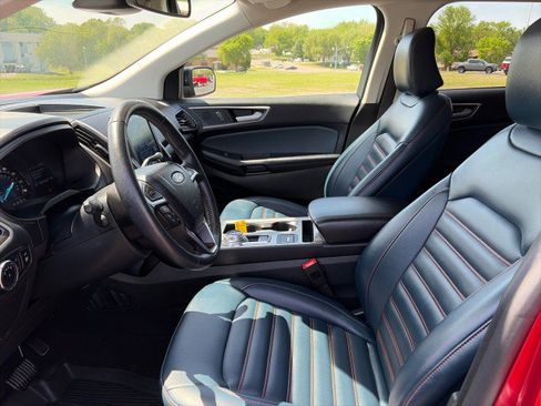 Used 2024 Ford Edge SEL w/ Sport Appearance Package AWD/4WD image 9