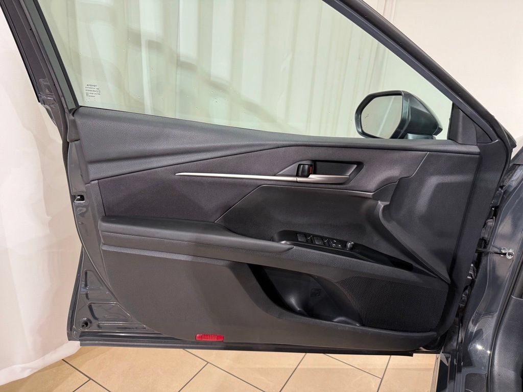 Used 2026 Toyota Camry LE FWD image 14