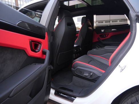 Used 2023 Lamborghini Urus S image 20