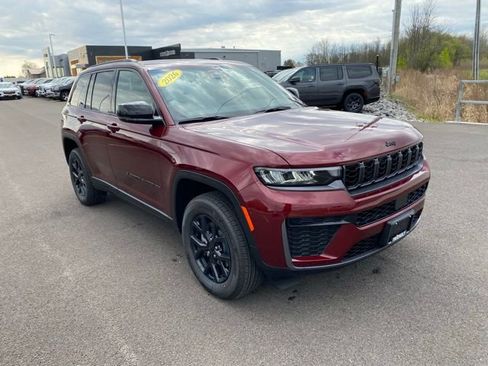 New 2026 Jeep Grand Cherokee Altitude AWD/4WD image 3