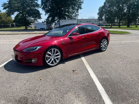 Used 2017 Tesla Model S 90D AWD/4WD image 1