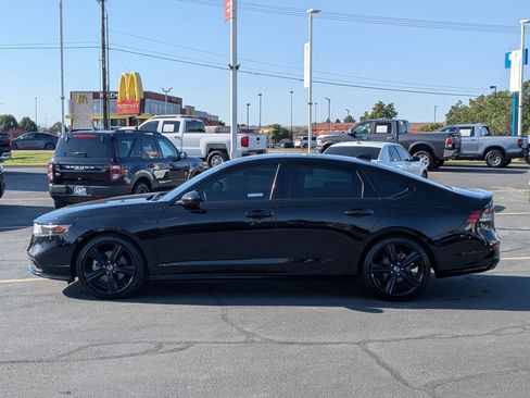 Used 2023 Honda Accord Sport image 7