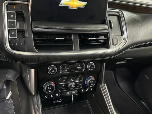 Used 2023 Chevrolet Tahoe Premier AWD/4WD image 19