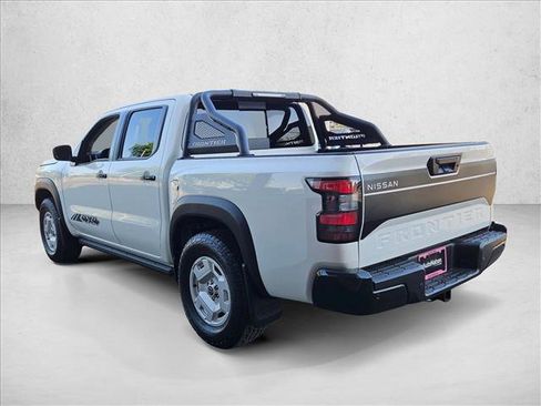 Certified 2024 Nissan Frontier SV w/ Hardbody Edition image 8