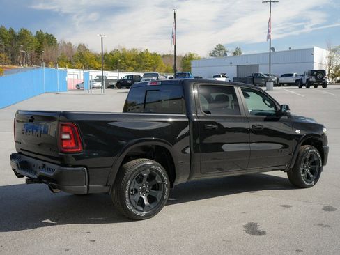 New 2026 RAM 1500 4x4 Crew Cab image 10