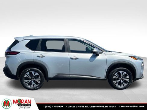 Used 2023 Nissan Rogue SV FWD image 6