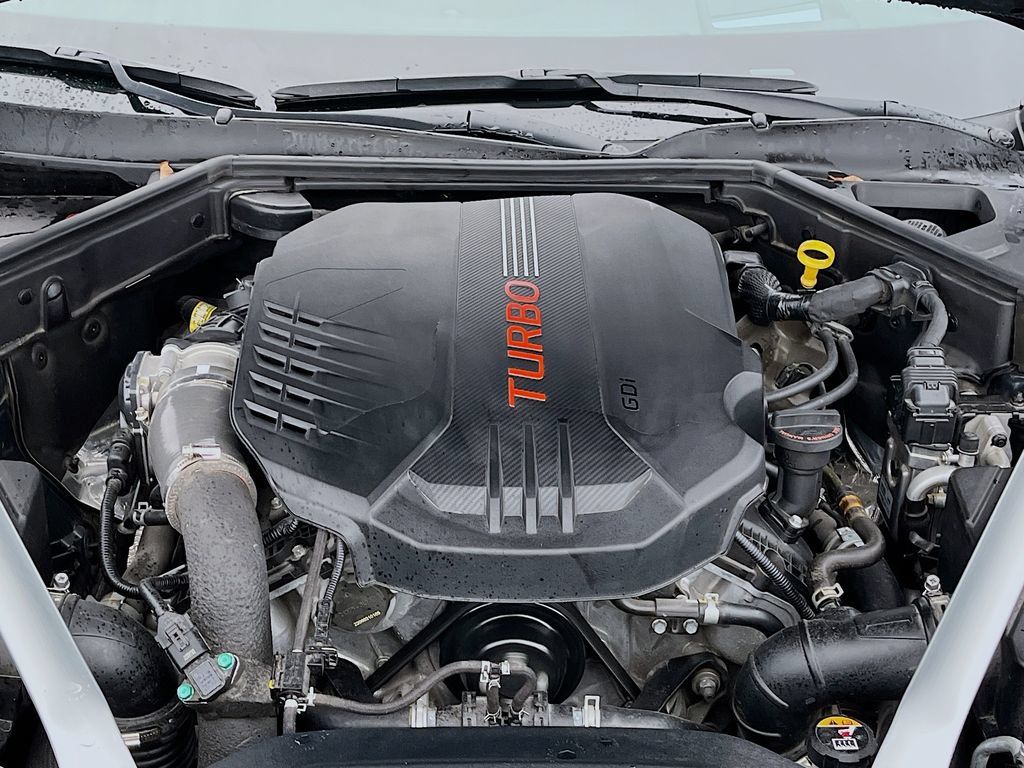 Used 2023 Kia Stinger GT2 AWD/4WD image 30