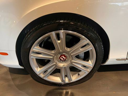 Used 2014 Bentley Continental GT image 14