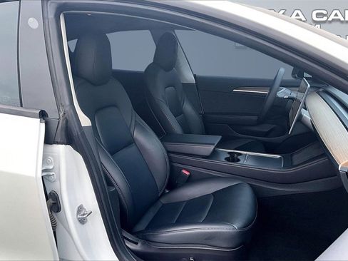 Used 2022 Tesla Model 3 Performance image 7