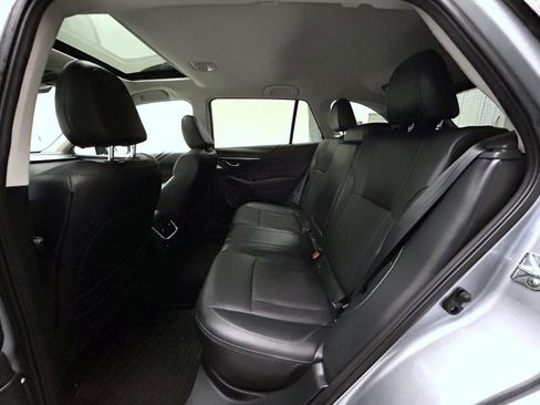 Used 2025 Subaru Outback Limited image 18