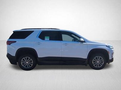Used 2023 Chevrolet Traverse LT