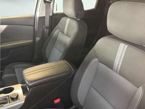 Used 2023 Chevrolet Blazer LT w/ Convenience Package FWD image 23
