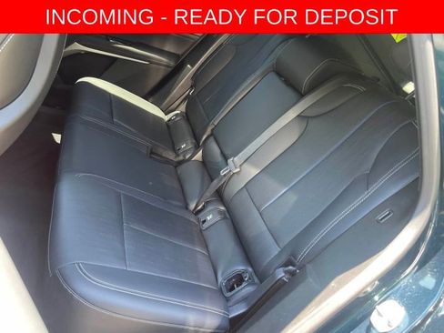 Used 2024 Cadillac Lyriq Luxury AWD/4WD image 9