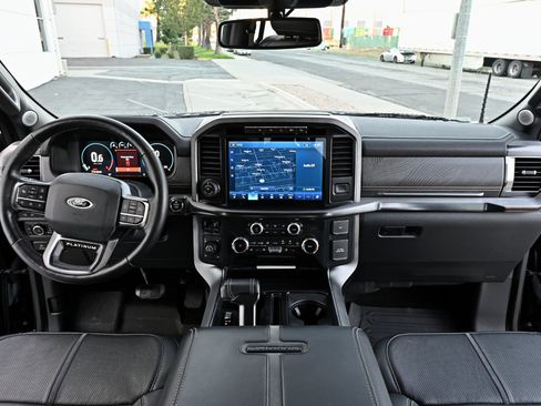 Used 2022 Ford F150 Platinum w/ FX4 Off-Road Package AWD/4WD image 13