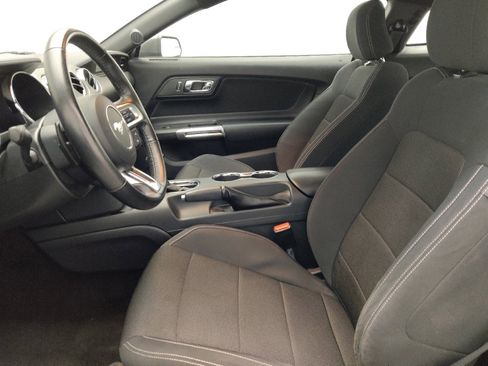 Used 2016 Ford Mustang Coupe w/ Equipment Group 051A RWD image 17