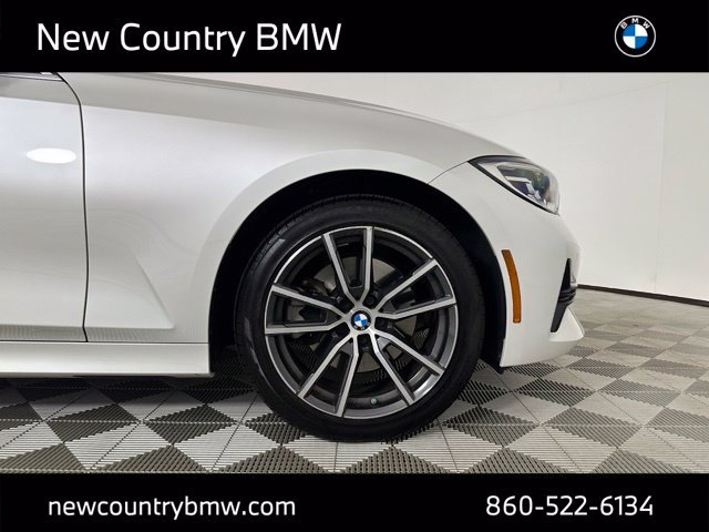 Used 2020 BMW 330i xDrive Sedan w/ Convenience Package AWD/4WD image 5