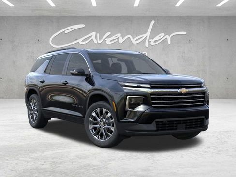 New 2026 Chevrolet Traverse LT w/ Sun and Wheel Package FWD image 7