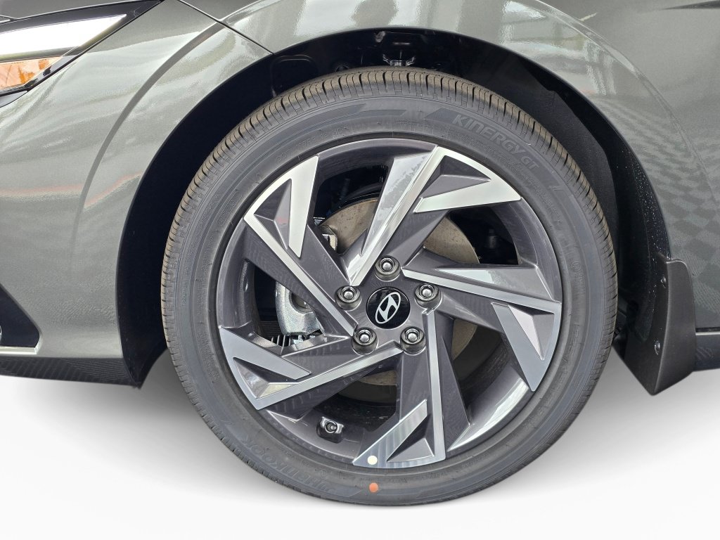 New 2026 Hyundai Elantra Limited FWD image 11