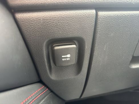 Used 2024 Dodge Durango GT AWD/4WD image 35