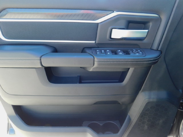 New 2026 RAM 3500 Big Horn AWD/4WD image 12