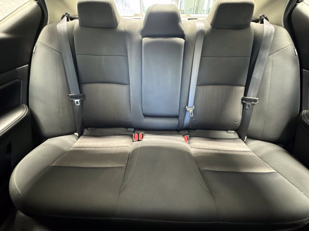 Used 2024 Nissan Altima 2.5 SV FWD image 19