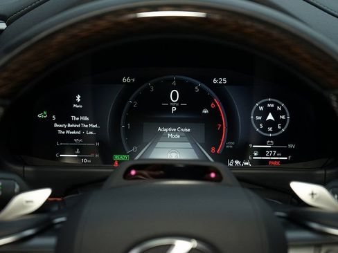 Used 2026 Lexus LX 700h Ultra Luxury image 13