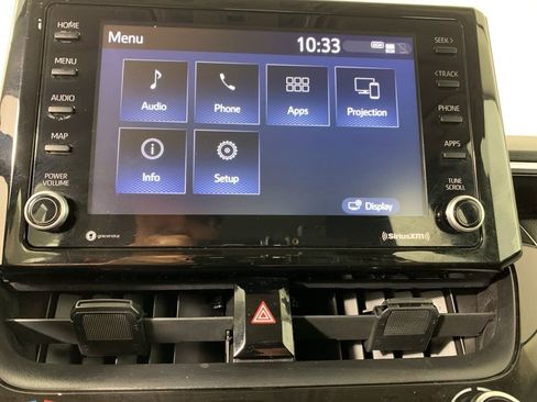 Used 2022 Toyota Corolla LE image 21