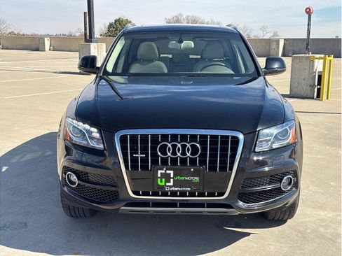 Used 2011 Audi Q5 3.2 Premium Plus w/ Audi MMI Navigation Plus Pkg image 2