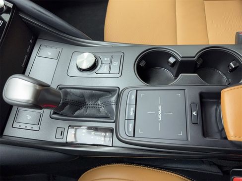 Used 2025 Lexus IS 350 F Sport image 28