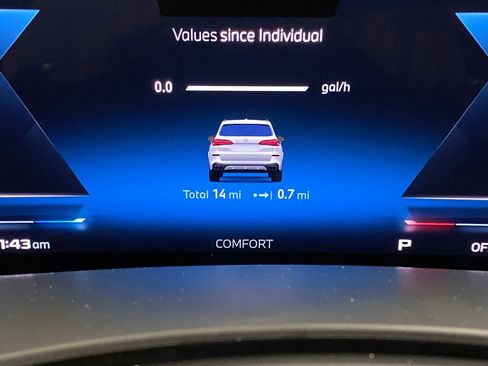 New 2026 BMW X5 M60i image 21