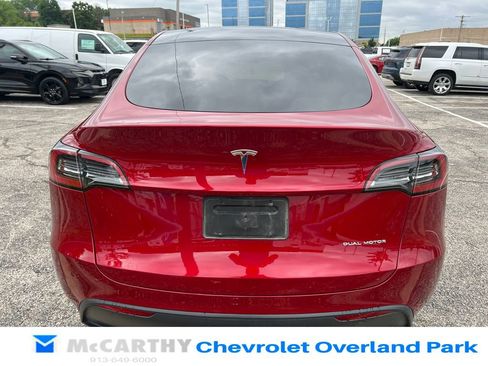 Used 2025 Tesla Model Y Long Range AWD/4WD image 4