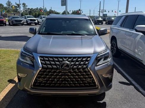 Used 2021 Lexus GX 460 Premium w/ Premium Package AWD/4WD image 2