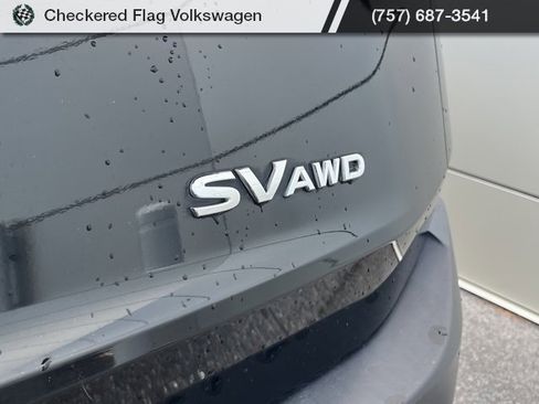 Used 2023 Nissan Rogue SV image 17