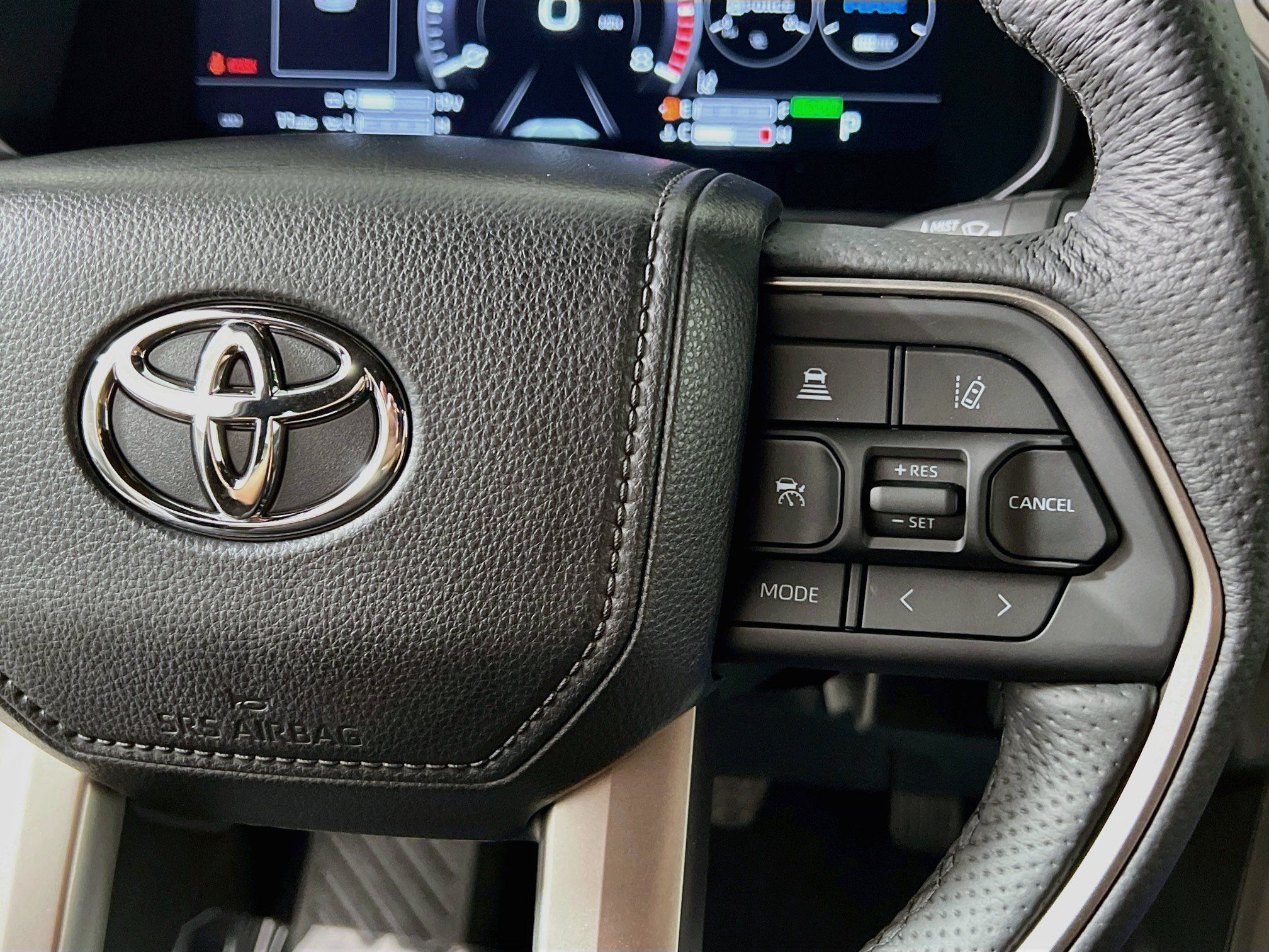 Used 2025 Toyota Sequoia SR5 AWD/4WD image 20