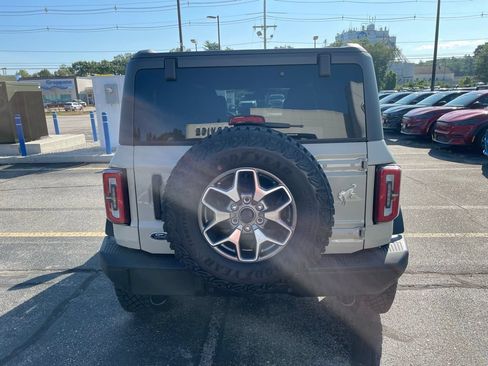 New 2025 Ford Bronco Badlands AWD/4WD image 5