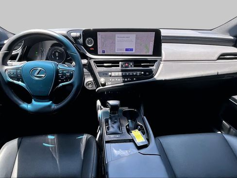 Used 2025 Lexus ES 300h w/ Premium Package FWD image 16