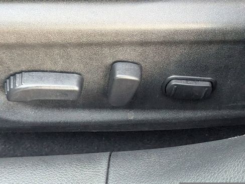 Used 2025 Nissan Altima 2.5 SR w/ SR Premium Package image 19